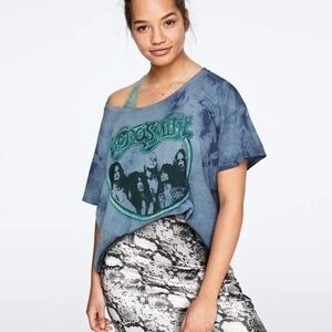 PINK VICTORIA’S SECRET TIE DYE AEROSMITH BAND TEE XS
